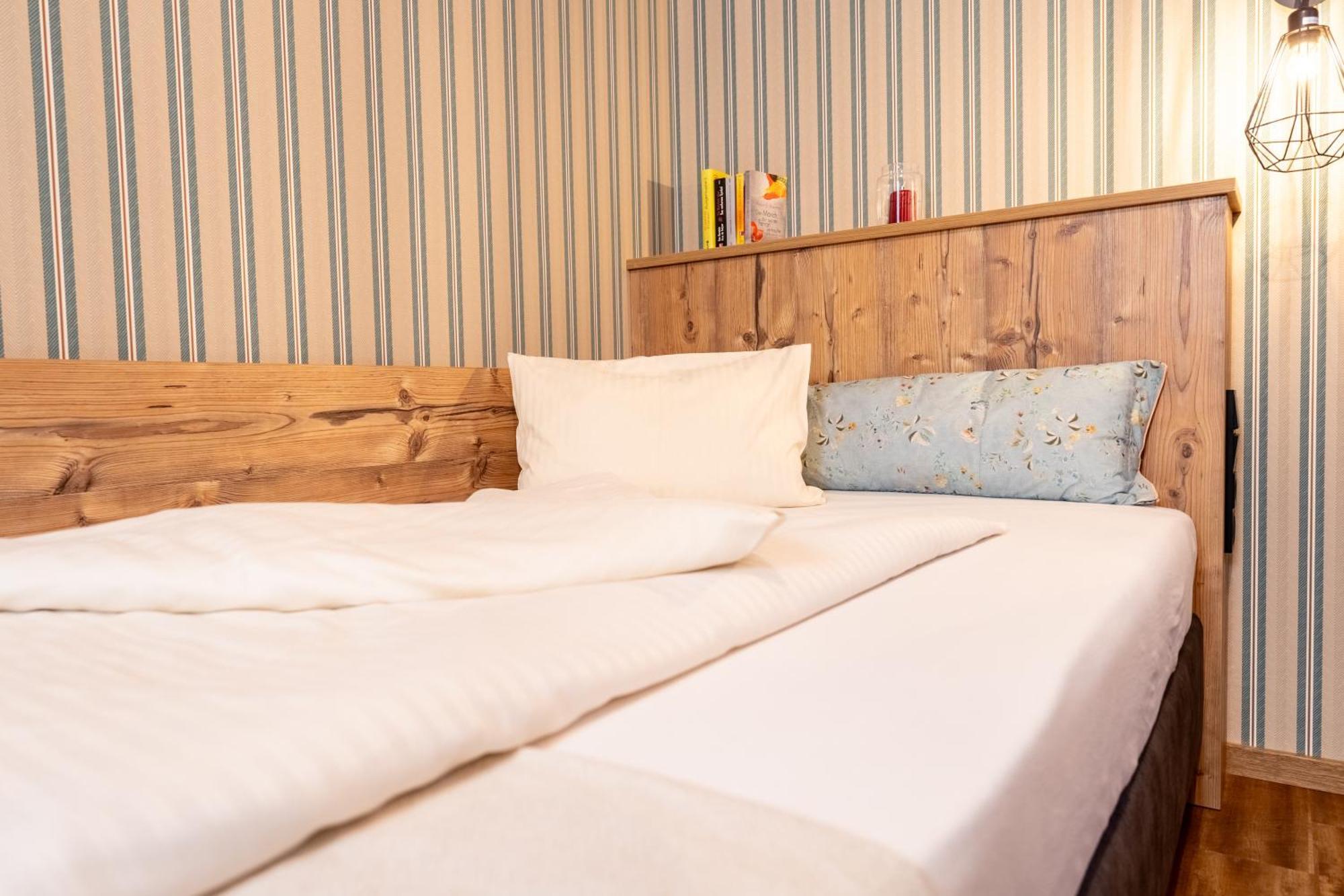 Hotel Krone Tirol 3*