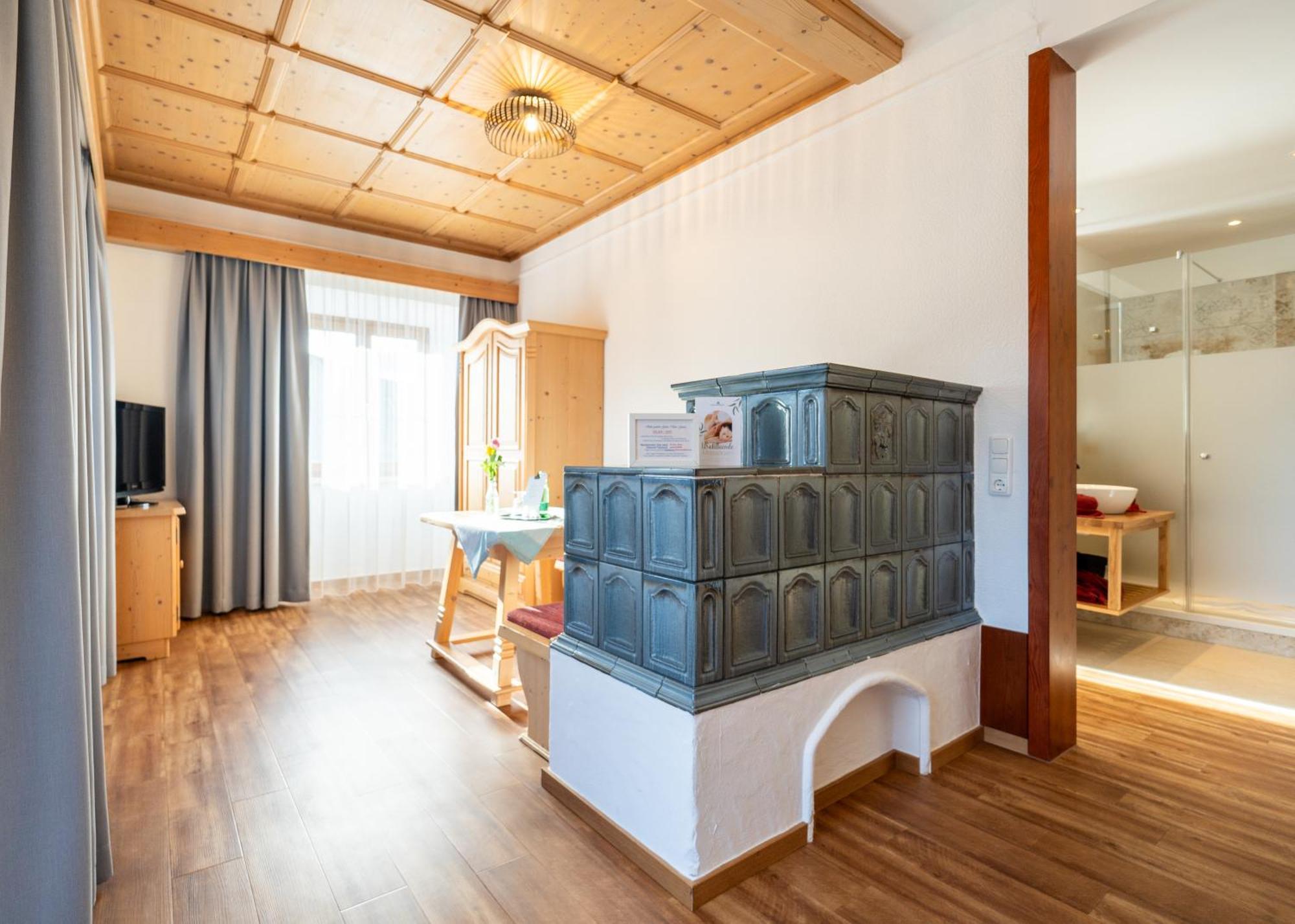 Krone Tirol Hotel